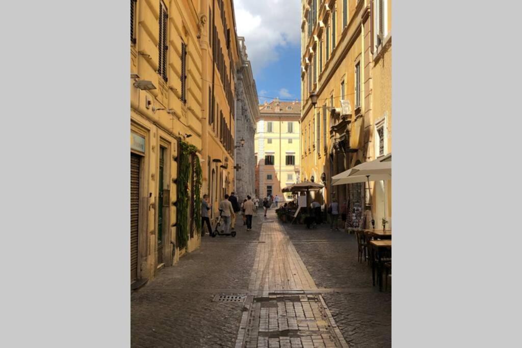 Chiara'S Place At Pantheon - Your Apt In Rome Bagian luar foto